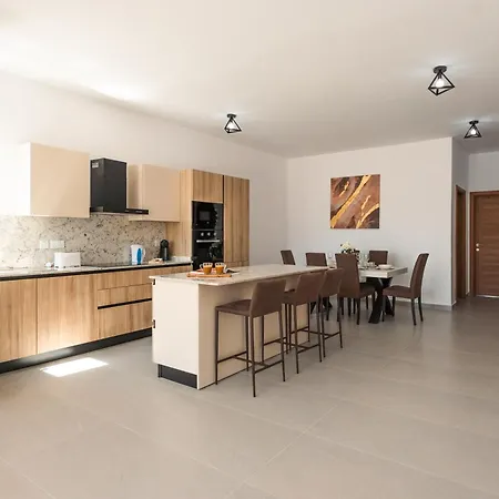 Cayden Penthouse - 5 Minutes To St Julians דירה *