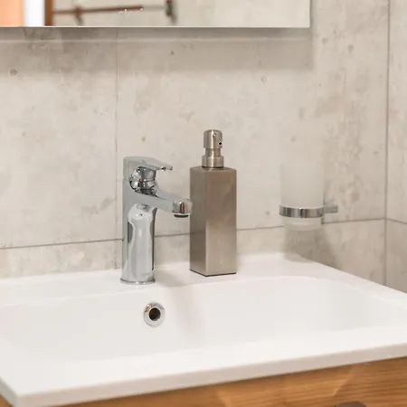 Cayden Penthouse - 5 Minutes To St Julians *