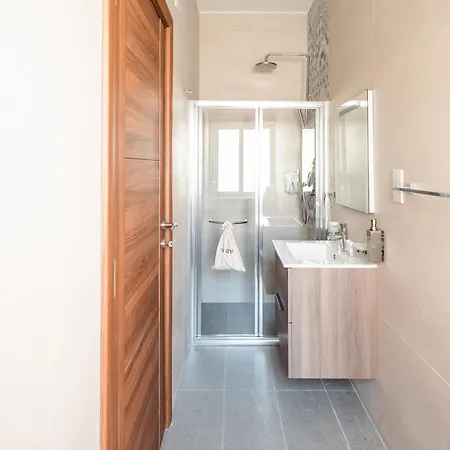 Cayden Penthouse - 5 Minutes To St Julians *