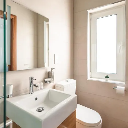 Cayden Penthouse - 5 Minutes To St Julians