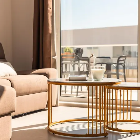 Cayden Penthouse - 5 Minutes To St Julians *